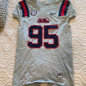 [SOLD] 🏈Men’s Ole Miss Football Jersey🏈